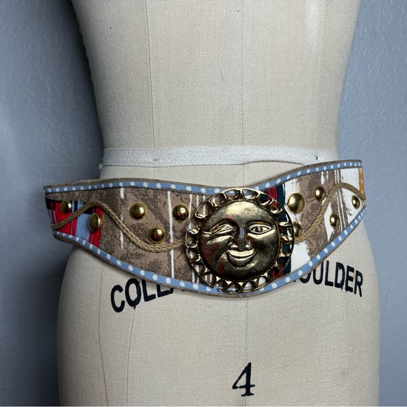 Vintage Accessories - 80s Gold Sun Buckle statement Belt sz L